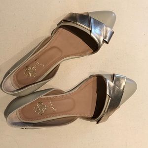 Chic neutral & gold flats